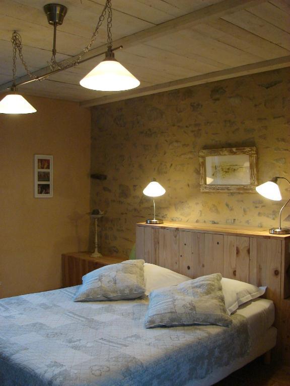 La Pierre Folle Chambres D'Hotes Клюні Номер фото